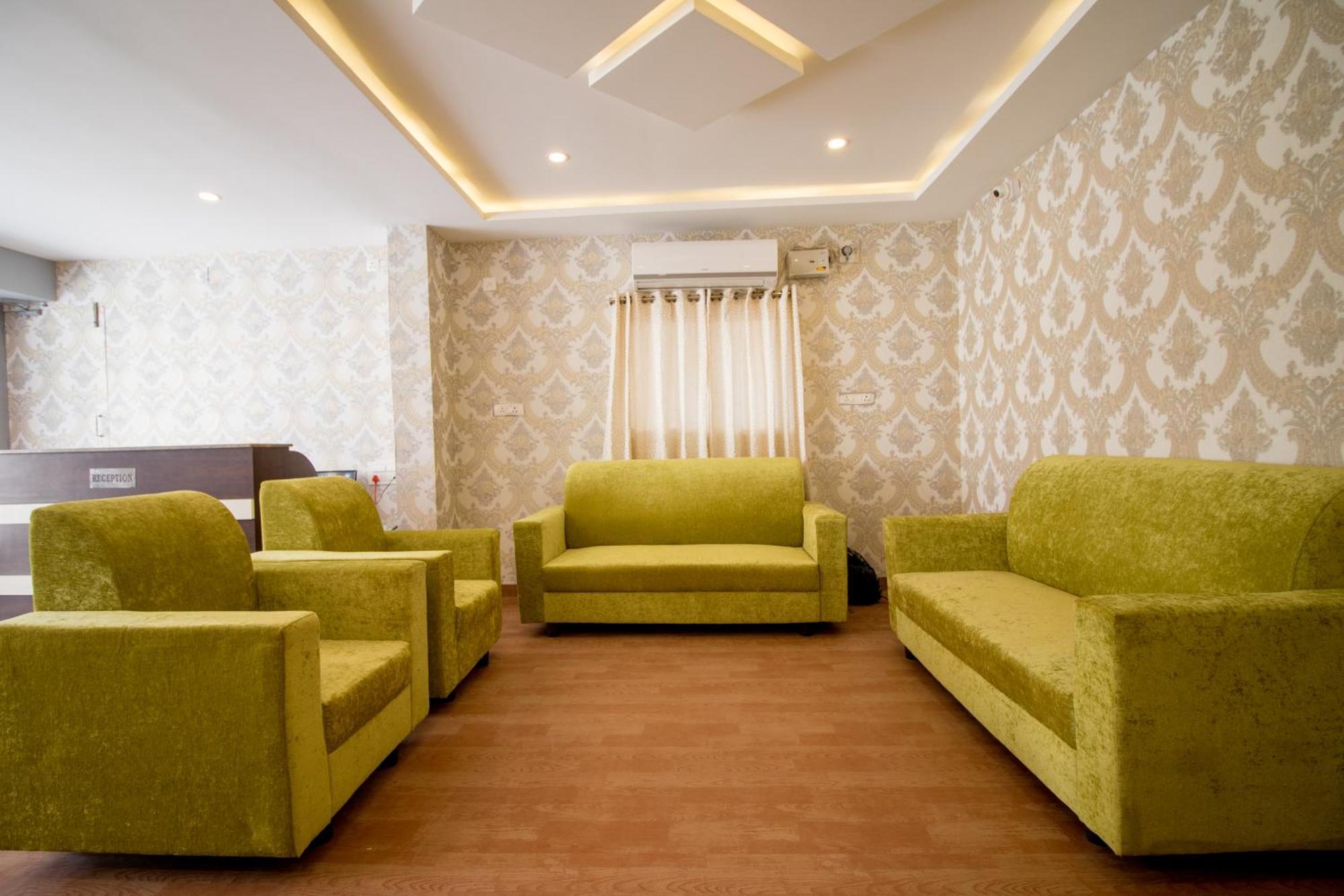 Pearl Suites, Tirupati Eksteriør billede