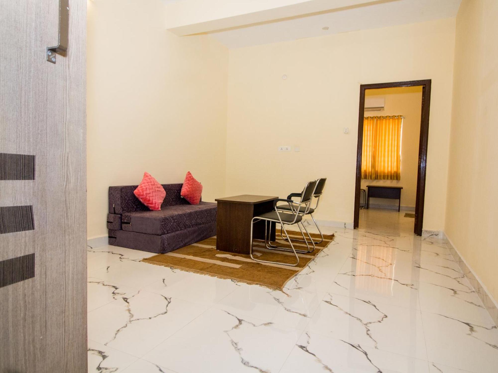 Pearl Suites, Tirupati Eksteriør billede